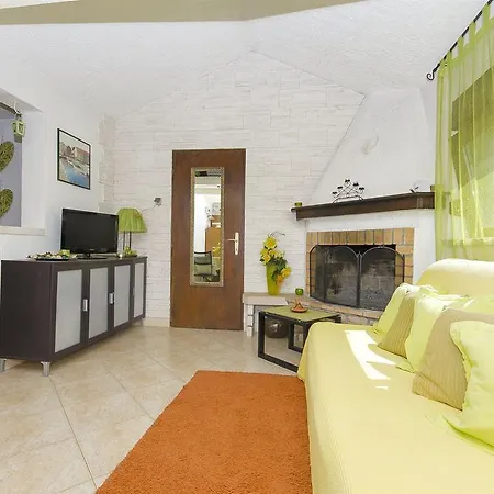 House Silvana בית נופש *